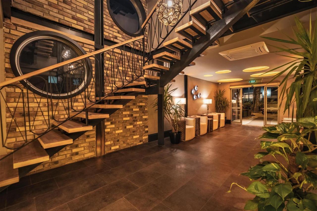 Hotel Marina Bay Goecek Kültér fotó